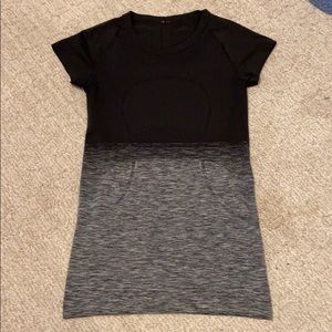 Lululemon Swiftly Tech Short Sleeve Size 6